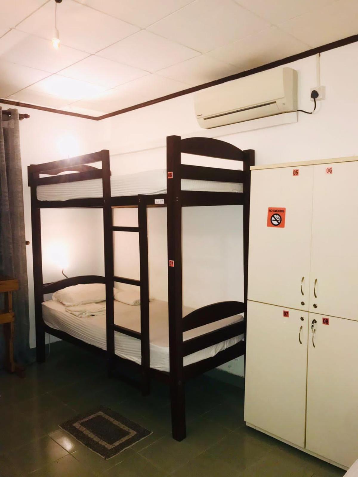 Sky Hostel Negombo Bilik gambar